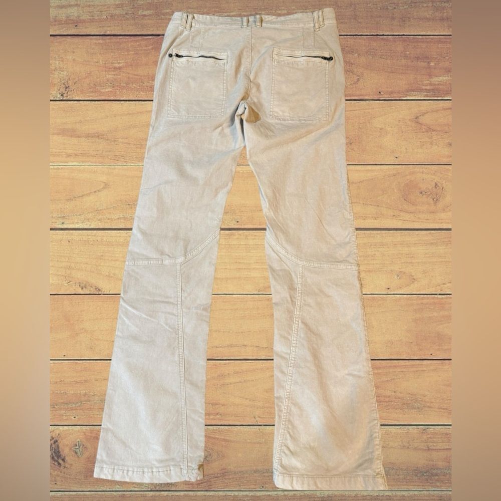 Free People Women’s  "Hit Back" Low Rise Bootcut Flare Velvet Pants Size 6 NWT - Picture 11 of 16